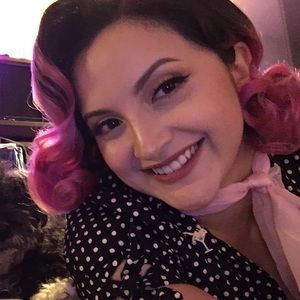 Meet your Posher, Melissa